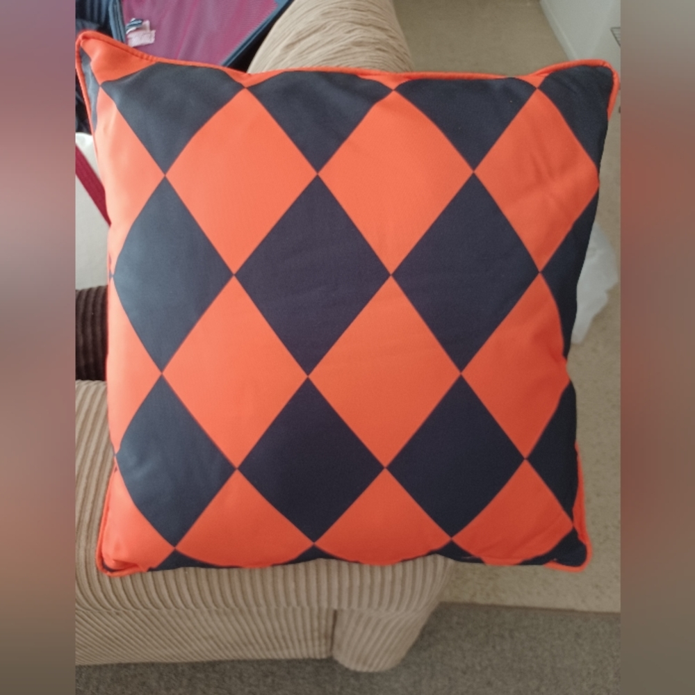 Filos Decorative Couch Cushion